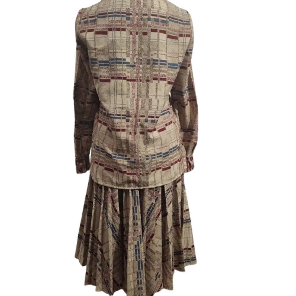 Vintage Frances Henaghan 1970's Skirt and Blouse Women's Size 2